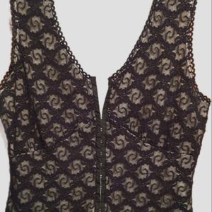 CDW Beautifully SEXY lace top with hook & eyelet closure, fully lined. Small.